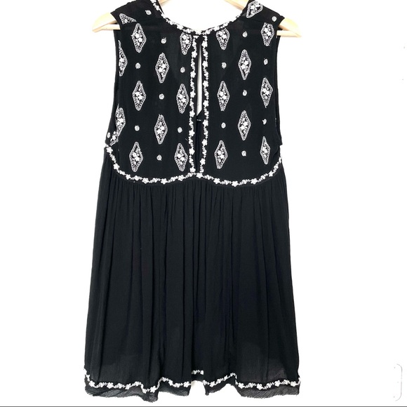 Free People Diamond Embroidered Sleeveless Top - Picture 5 of 8